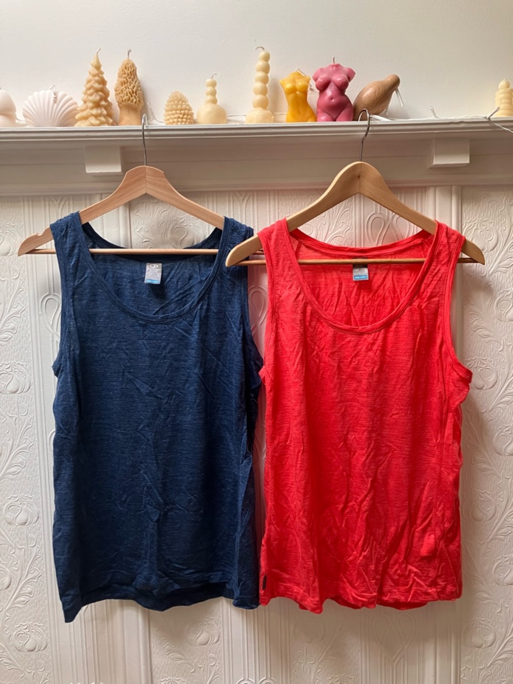 Icebreaker Scoop Neck Tank Duo - Navy and Red